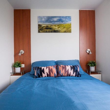 Knus En Modern Ingericht Chalet Met Gratis Wifi Villa Tzummarum Exterior photo